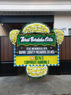 Papan Bunga Duka di Sukadamai
